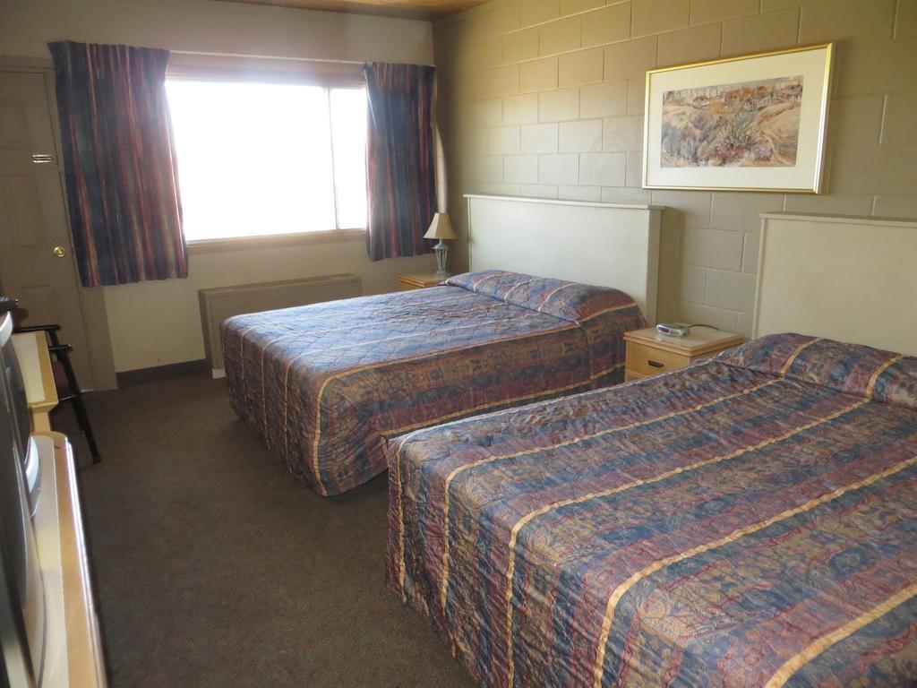 Westgate Inn Саскатун Номер фото